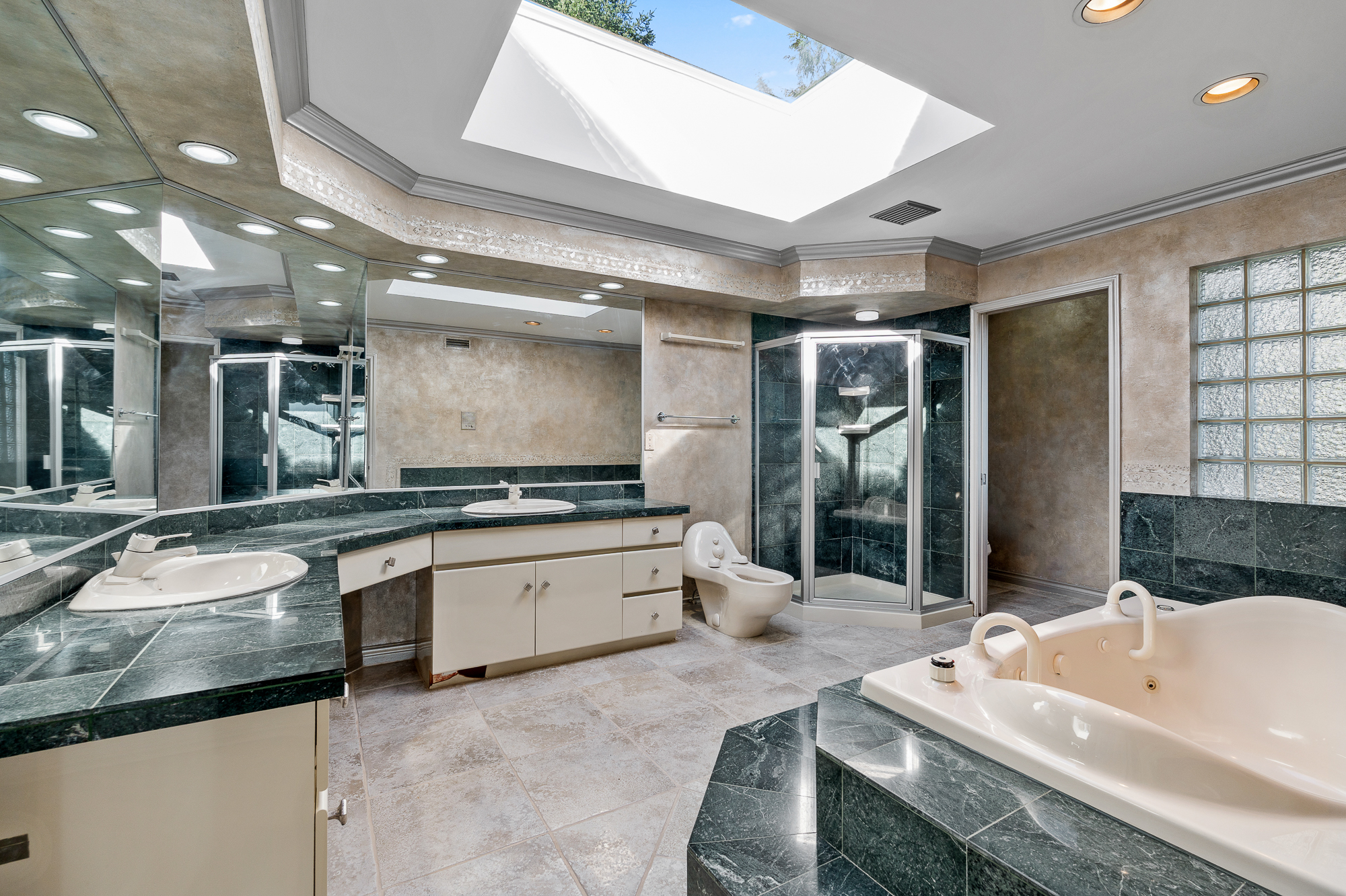 1114 Millstream Road